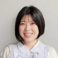 ���r �t�q �� Yoko Takaike