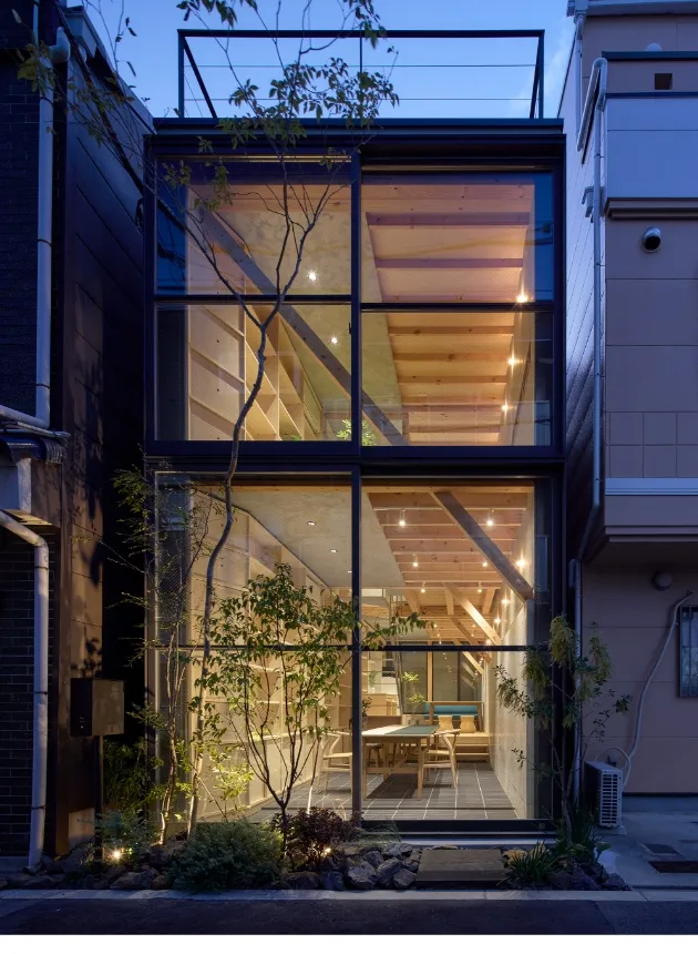 �����̃A�g���G