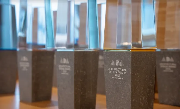 AWARDS CEREMONY REPORT �\�������|�[�g