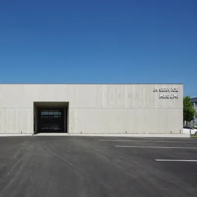 �≮���̎Љ�